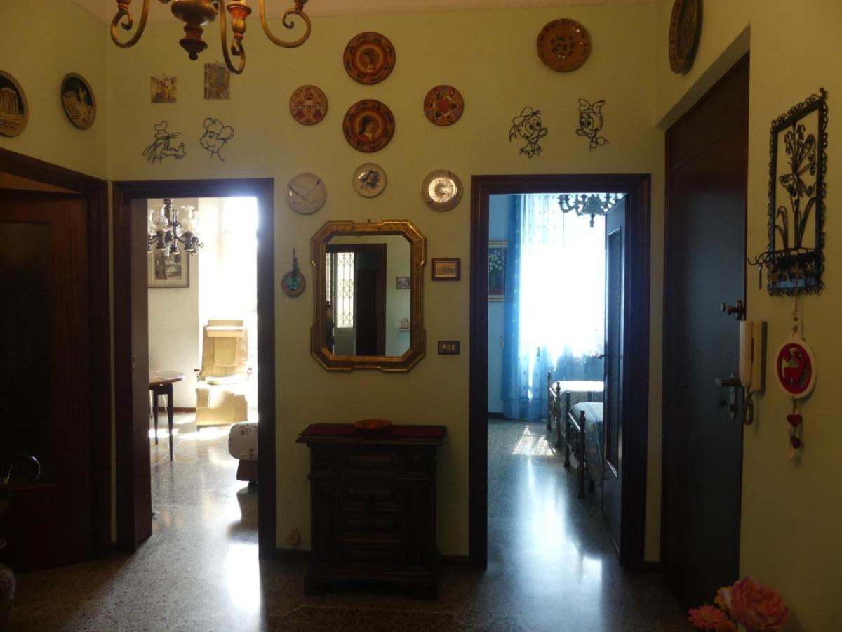 Casa Corso Colombo Lägenhet Savona Exteriör bild